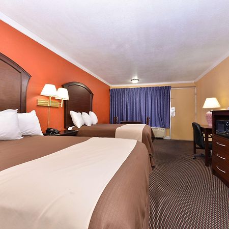Americas Best Value Inn Schulenburg Esterno foto
