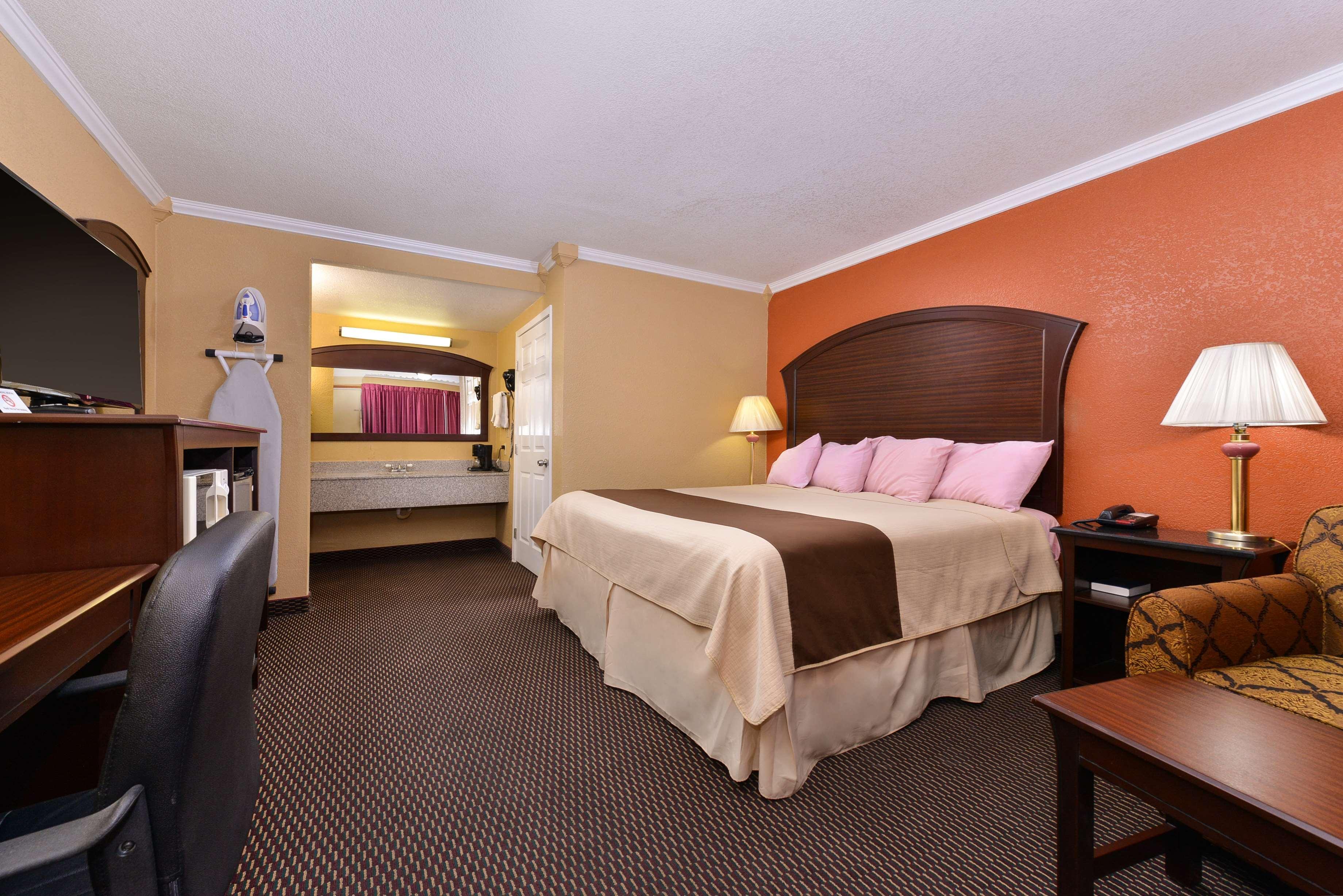Americas Best Value Inn Schulenburg Esterno foto