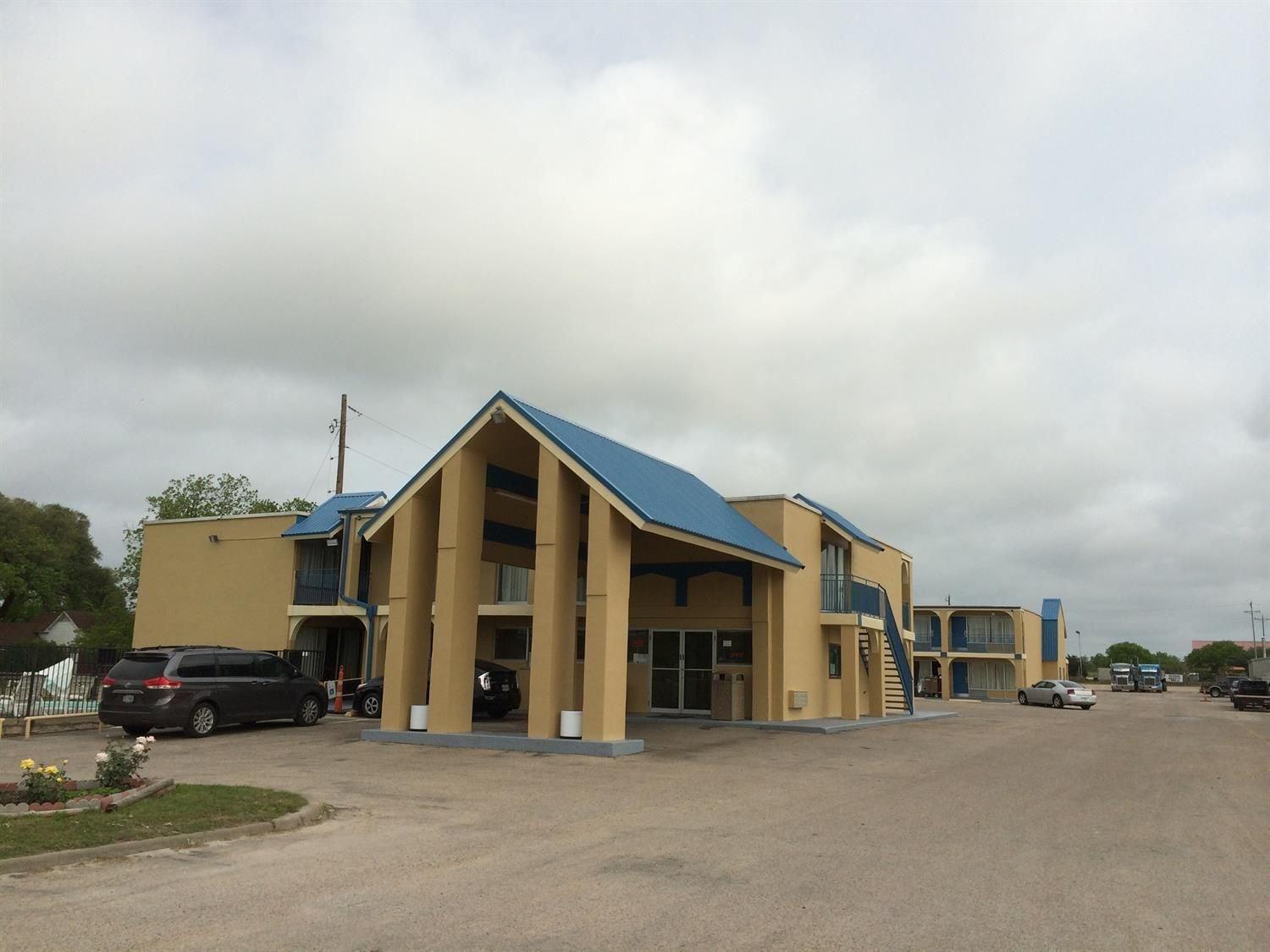 Americas Best Value Inn Schulenburg Esterno foto